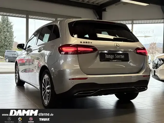 Mercedes-Benz B 250