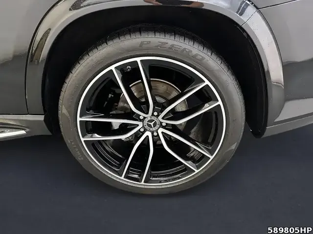 Mercedes-Benz GLS 400