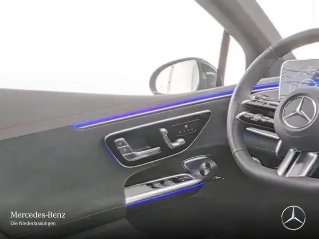 Mercedes-Benz EQE 300