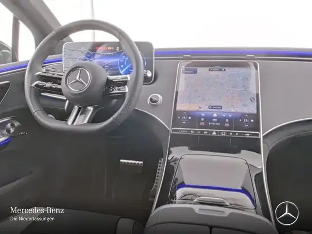 Mercedes-Benz EQE 300