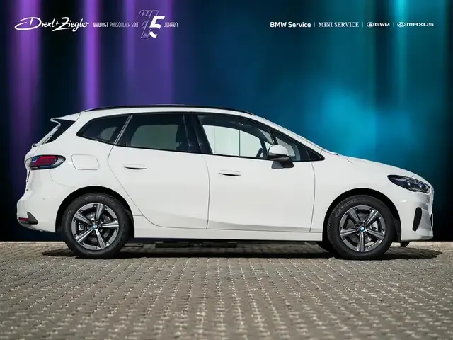 BMW 220