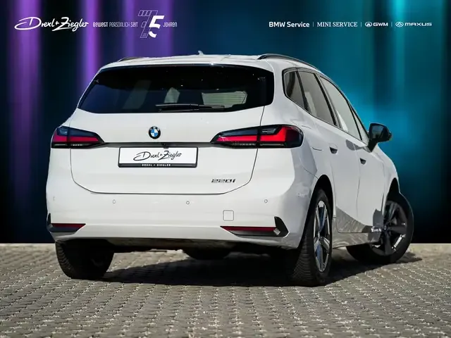 BMW 220
