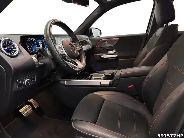 Mercedes-Benz GLB 220