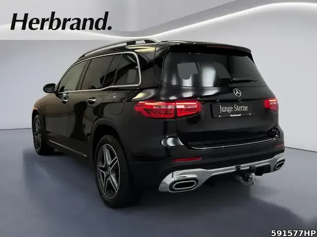 Mercedes-Benz GLB 220