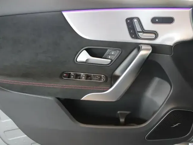 Mercedes-Benz A 35 AMG