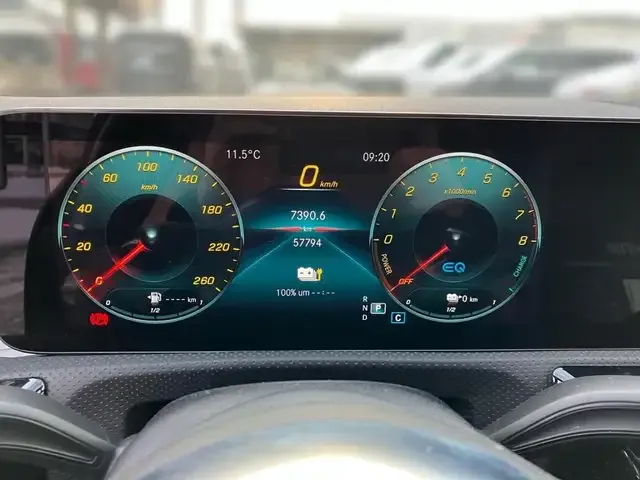 Mercedes-Benz CLA 250