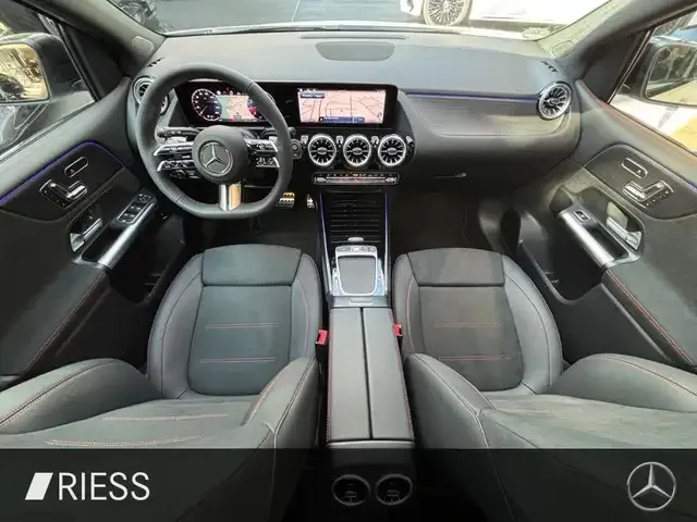 Mercedes-Benz B 220