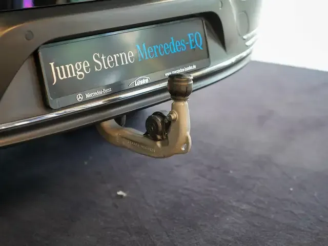Mercedes-Benz EQB 300