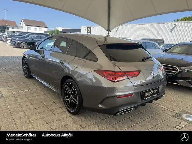 Mercedes-Benz CLA 250