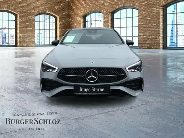 Mercedes-Benz CLA 180
