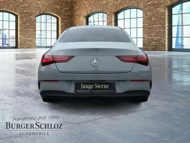 Mercedes-Benz CLA 180