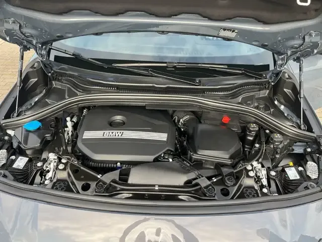 BMW 223