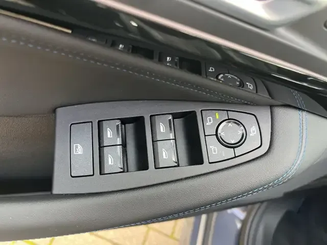BMW 223