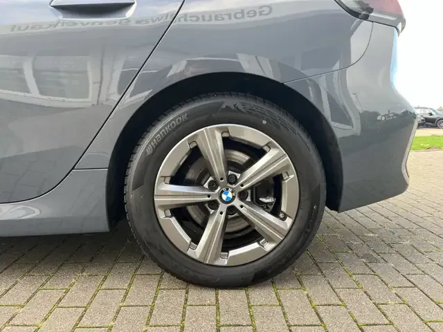 BMW 223