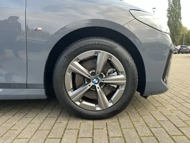 BMW 223