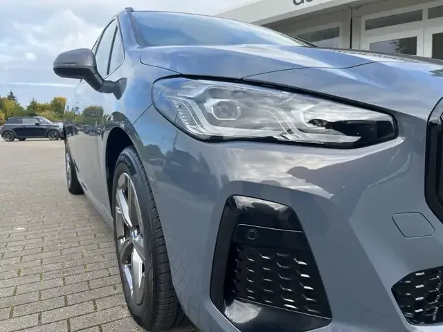 BMW 223