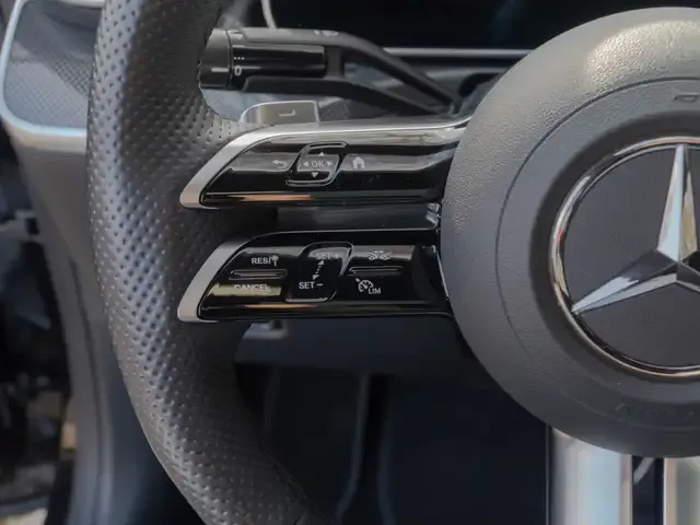 Mercedes-Benz CLE 300