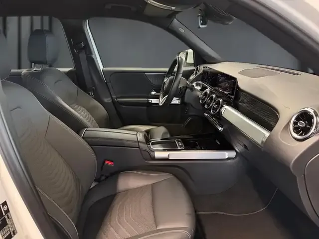 Mercedes-Benz GLB 200