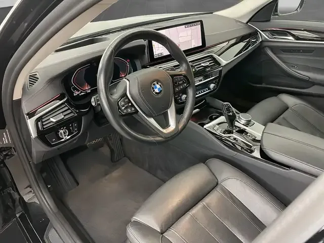 BMW 530