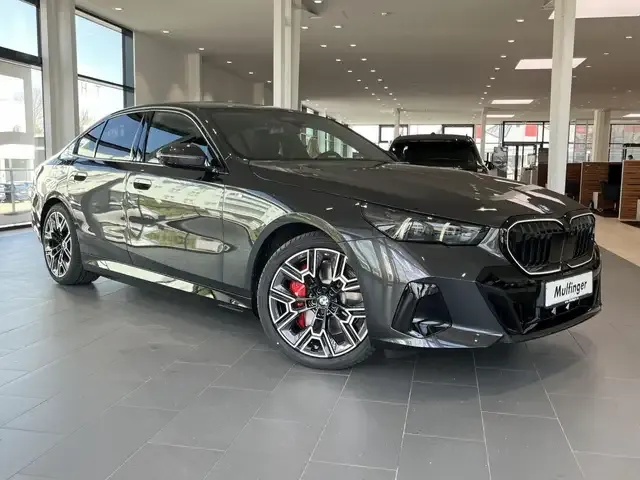BMW i5