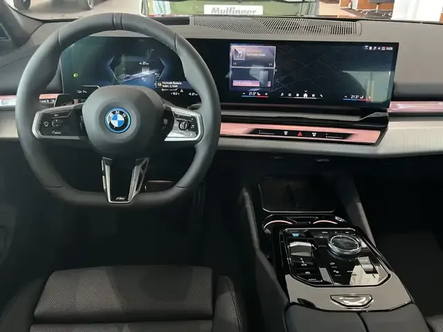 BMW i5