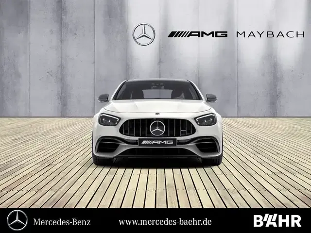 Mercedes-Benz E 63 AMG
