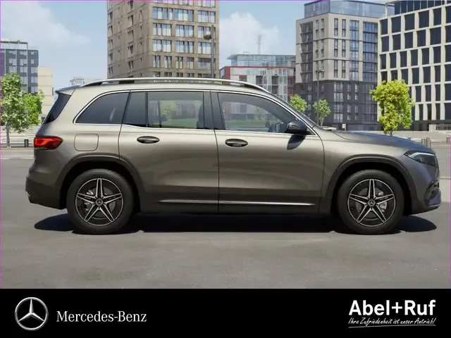 Mercedes-Benz EQB 250