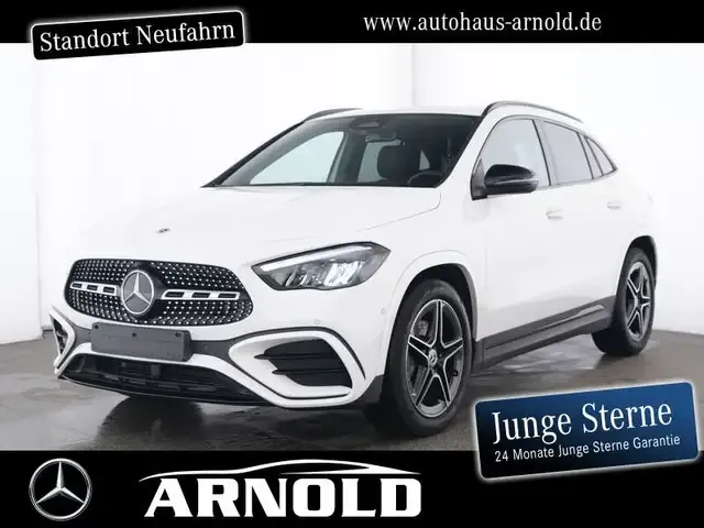 Mercedes-Benz GLA 220