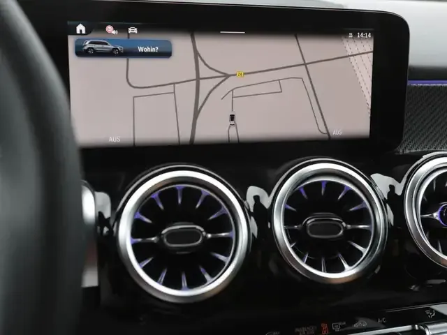 Mercedes-Benz GLB 180