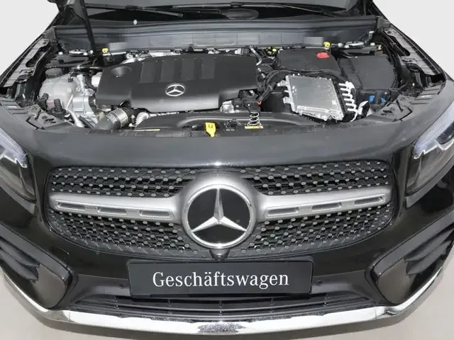 Mercedes-Benz GLB 180