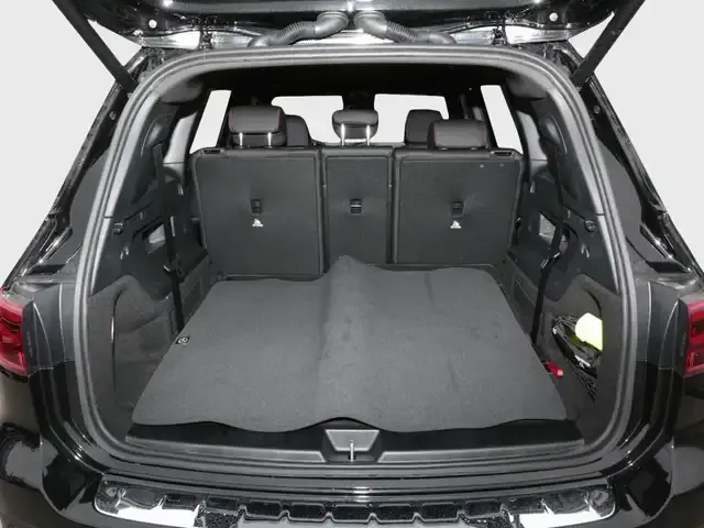 Mercedes-Benz GLB 180