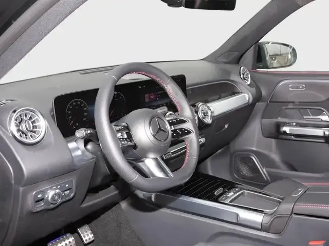 Mercedes-Benz GLB 180