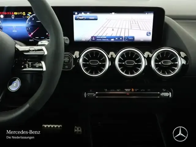 Mercedes-Benz GLA 35 AMG