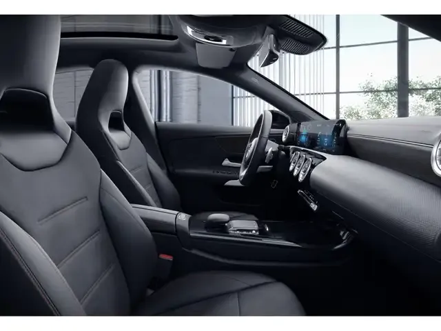 Mercedes-Benz CLA 220