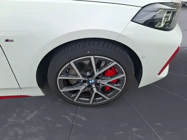 BMW 128