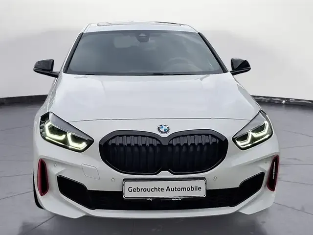 BMW 128