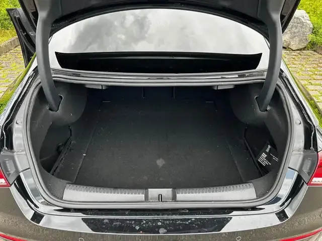 Mercedes-Benz CLA 220