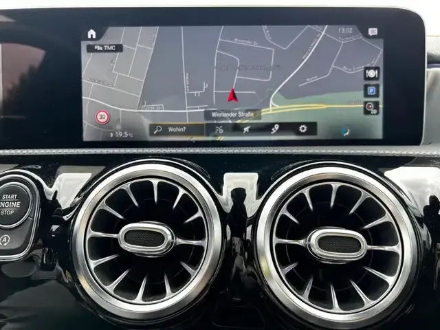 Mercedes-Benz CLA 220