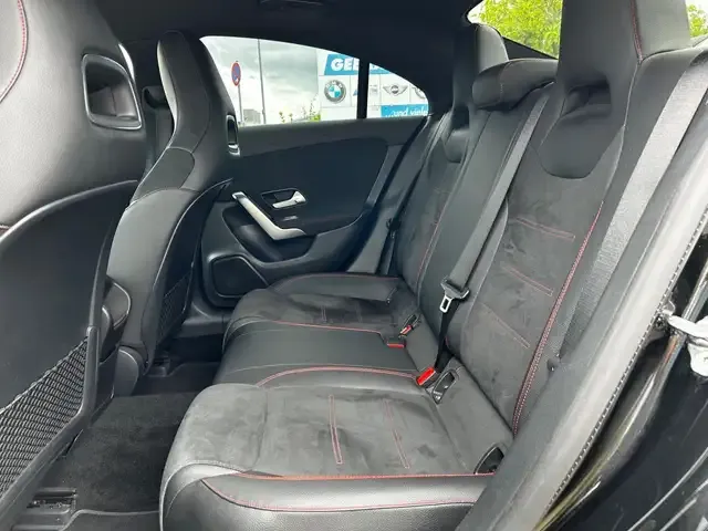 Mercedes-Benz CLA 220