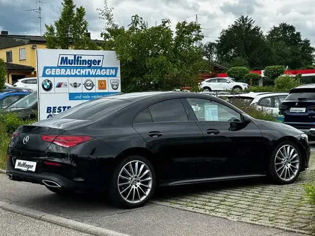 Mercedes-Benz CLA 220