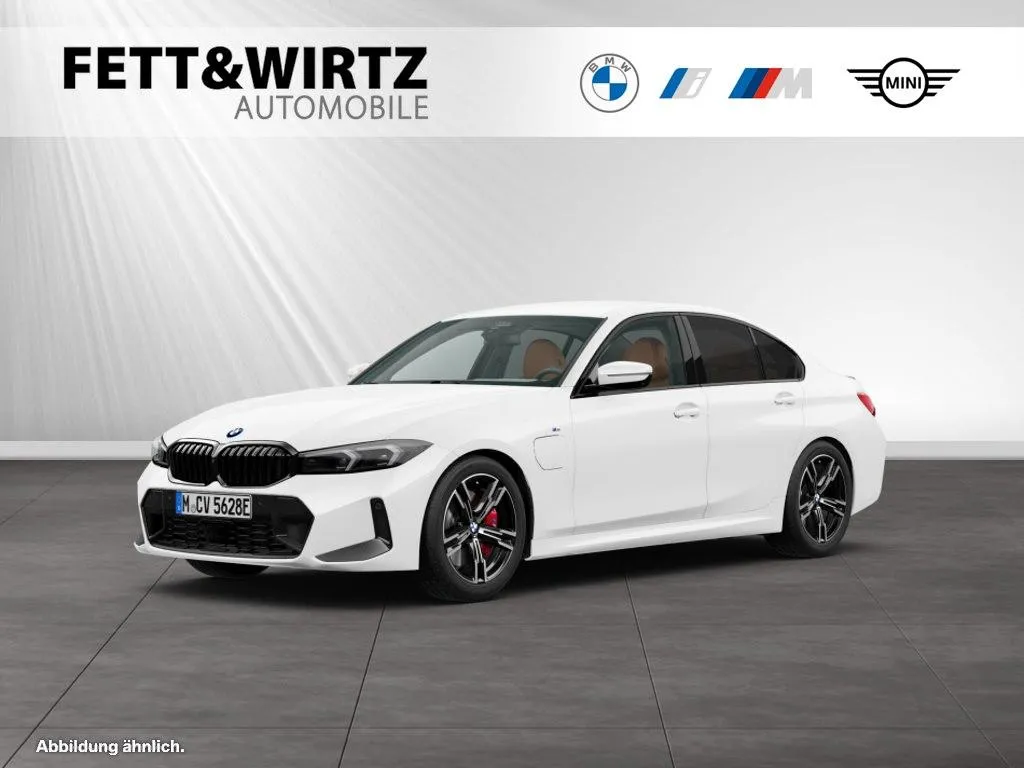 BMW 330