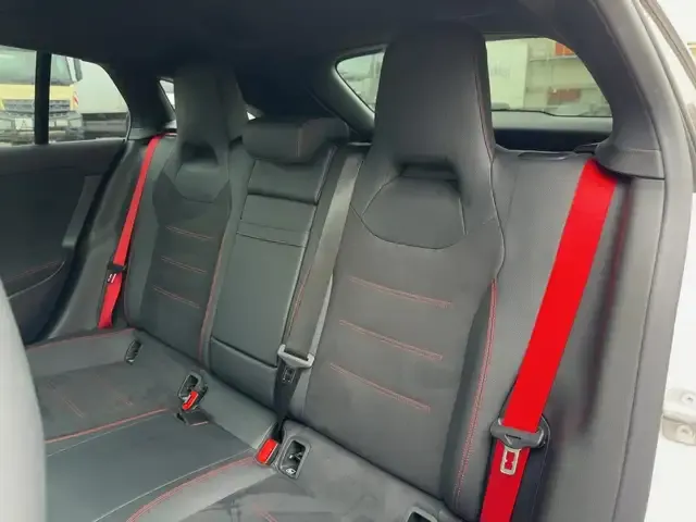 Mercedes-Benz CLA 35 AMG