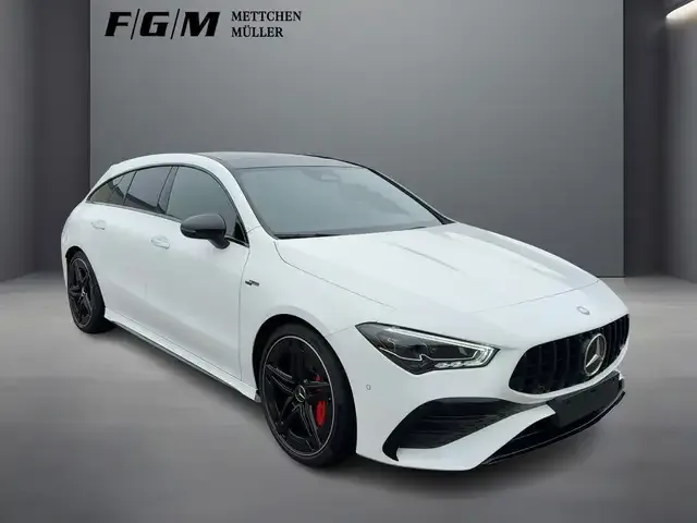 Mercedes-Benz CLA 35 AMG