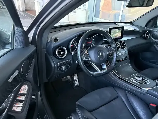 Mercedes-Benz GLC 220