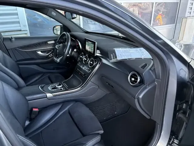 Mercedes-Benz GLC 220