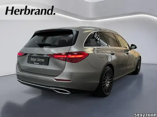 Mercedes-Benz C 220