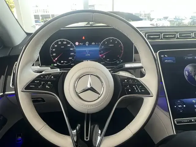 Mercedes-Benz S 500