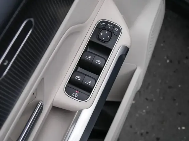 Mercedes-Benz EQB 250