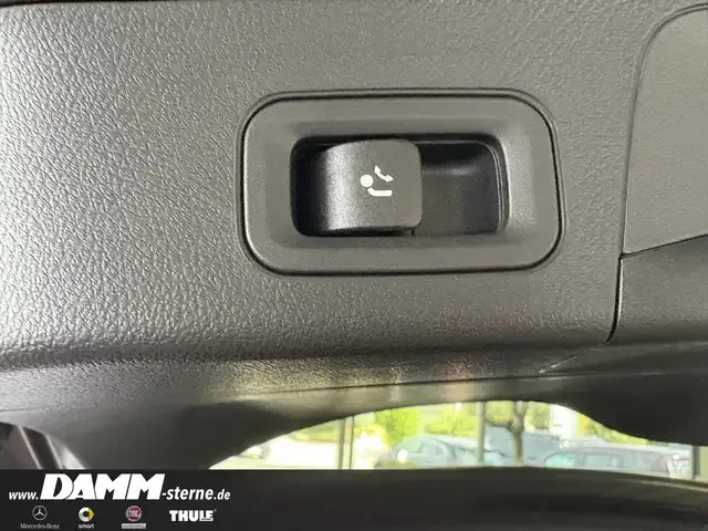 Mercedes-Benz EQB 350