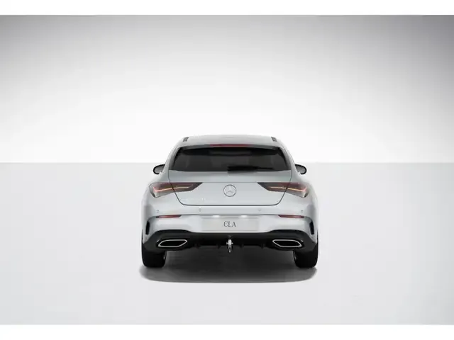 Mercedes-Benz CLA 220